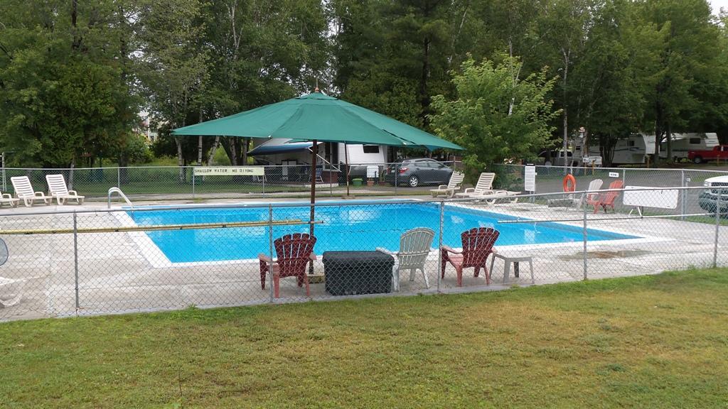 Franklin Motel, Tent & Trailer Park Норт-Бей Екстер'єр фото